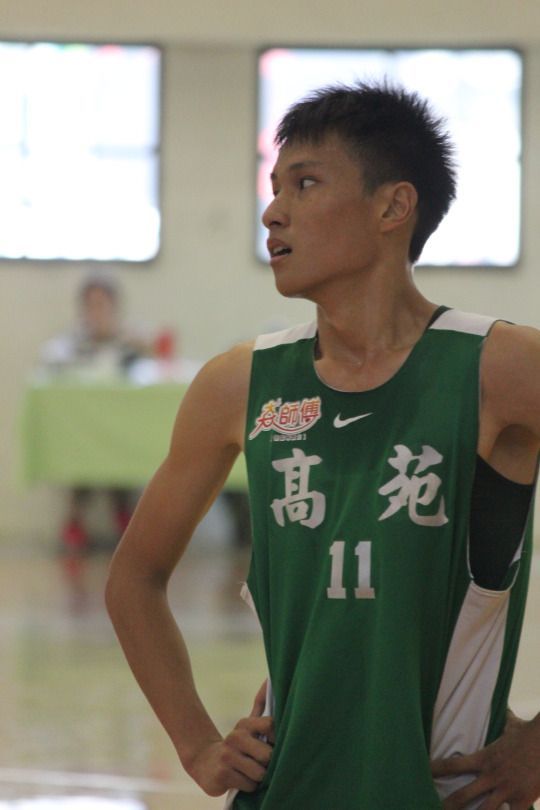 左2
